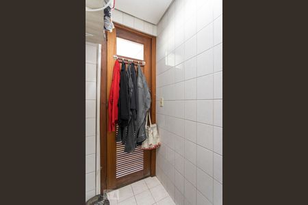 Apartamento à venda com 92m², 2 quartos e 1 vagaBanheiro de Serviço