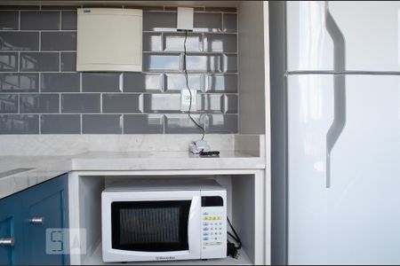 Cozinha de apartamento à venda com 1 quarto, 50m² em Alto da Rua Xv, Curitiba