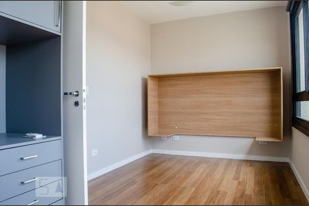 Quarto de apartamento para alugar com 1 quarto, 50m² em Alto da Rua Xv, Curitiba