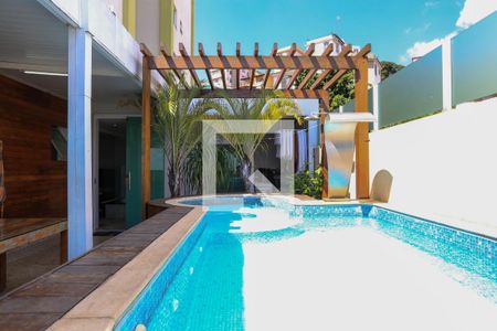 Apartamento à venda com 153m², 2 quartos e 2 vagasPiscina