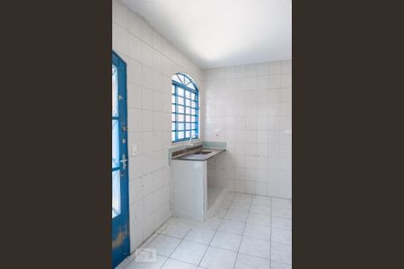Casa à venda com 250m², 4 quartos e 2 vagas Casa à venda com 250m², 4 quartos e 2 vagasCasa 2 - Cozinha