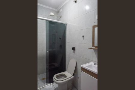 Casa à venda com 250m², 4 quartos e 2 vagas Casa à venda com 250m², 4 quartos e 2 vagasCasa 1 - Banheiro