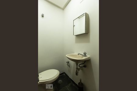 Apartamento para alugar com 60m², 1 quarto e 1 vagaLavabo