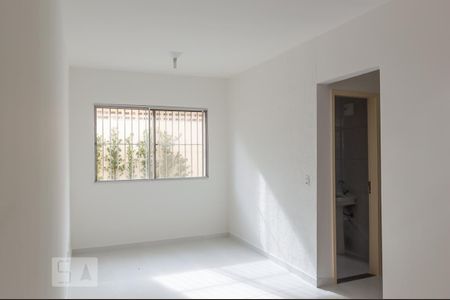 Sala de apartamento para alugar com 2 quartos, 60m² em Baeta Neves, São Bernardo do Campo