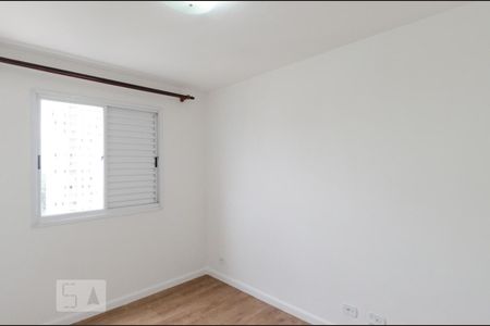 Quarto 1 de apartamento para alugar com 2 quartos, 47m² em Taboão, São Bernardo do Campo