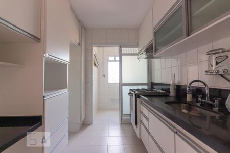 Apartamento à venda com 80m², 2 quartos e 2 vagasCozinha