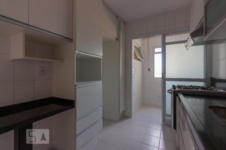 Apartamento à venda com 80m², 2 quartos e 2 vagasCozinha