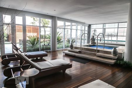 Apartamento à venda com 55m², 1 quarto e 1 vagaSpa