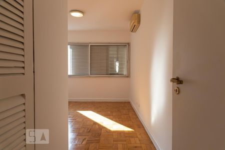 Apartamento para alugar com 130m², 2 quartos e 1 vaga Apartamento para alugar com 130m², 2 quartos e 1 vagaQuarto 1