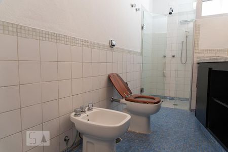 Apartamento para alugar com 130m², 2 quartos e 1 vaga Apartamento para alugar com 130m², 2 quartos e 1 vagaBanheiro 2