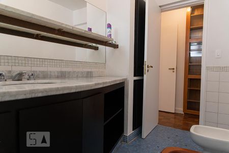 Apartamento para alugar com 130m², 2 quartos e 1 vaga Apartamento para alugar com 130m², 2 quartos e 1 vagaBanheiro 2