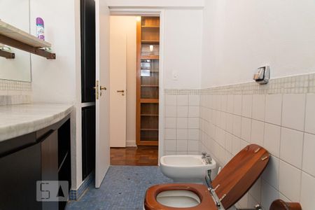 Banheiro 2 de apartamento para alugar com 2 quartos, 130m² em Higienópolis, São Paulo