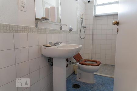 Apartamento para alugar com 130m², 2 quartos e 1 vaga Apartamento para alugar com 130m², 2 quartos e 1 vagaBanheiro 1