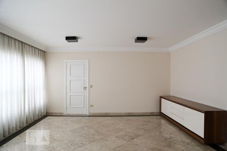 Apartamento para alugar com 160m², 4 quartos e 2 vagasSala