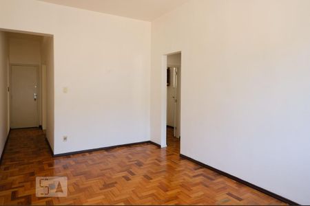 Sala de apartamento para alugar com 1 quarto, 90m² em Tijuca, Rio de Janeiro