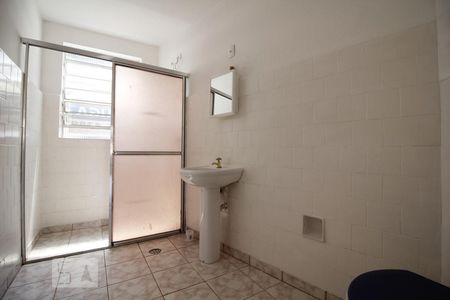 Banheiro de casa para alugar com 1 quarto, 80m² em Aclimação, São Paulo