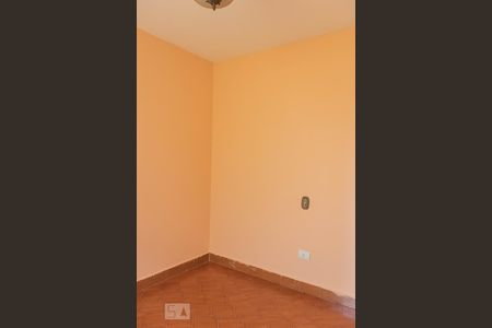 Casa para alugar com 180m², 5 quartos e 2 vagas Casa para alugar com 180m², 5 quartos e 2 vagasQuarto 5