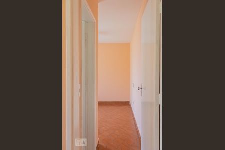 Casa para alugar com 180m², 5 quartos e 2 vagas Casa para alugar com 180m², 5 quartos e 2 vagasCorredor Quarto 4 - Quarto 5