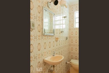 Casa para alugar com 180m², 5 quartos e 2 vagas Casa para alugar com 180m², 5 quartos e 2 vagasBanheiro da Suíte - Quarto 3