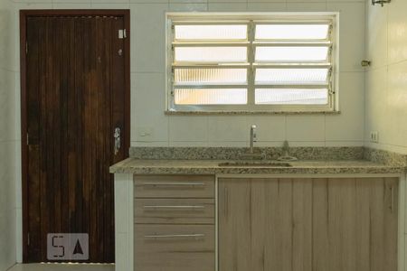 Casa para alugar com 180m², 5 quartos e 2 vagas Casa para alugar com 180m², 5 quartos e 2 vagasCozinha