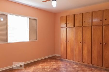 Quarto 1 de casa para alugar com 5 quartos, 180m² em Vila Guarani, São Paulo