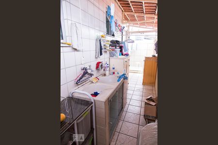 Apartamento à venda com 90m², 2 quartos e 1 vagaÁrea de Serviço