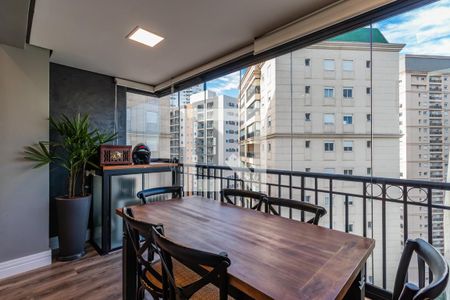 Varanda Gourmet de apartamento à venda com 2 quartos, 81m² em Alphaville Empresarial, Barueri