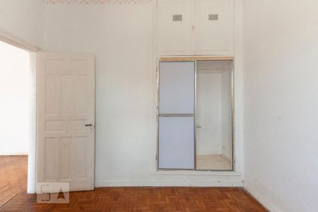 Casa à venda com 340m², 5 quartos e 2 vagasQuarto 01