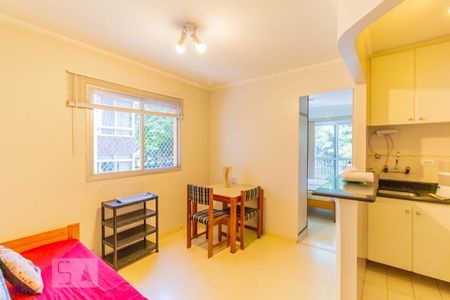 Sala / Cozinha de apartamento à venda com 1 quarto, 30m² em Jardim Paulista, São Paulo
