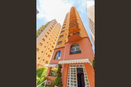 Apartamento à venda com 30m², 1 quarto e 1 vaga Apartamento à venda com 30m², 1 quarto e 1 vagaFachada