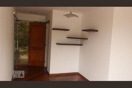 Sala de apartamento à venda com 2 quartos, 75m² em Icaraí, Niterói