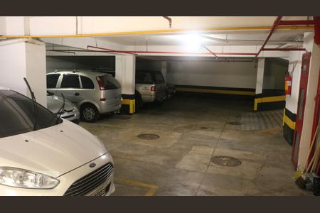 Apartamento à venda com 75m², 2 quartos e 1 vagaGaragem