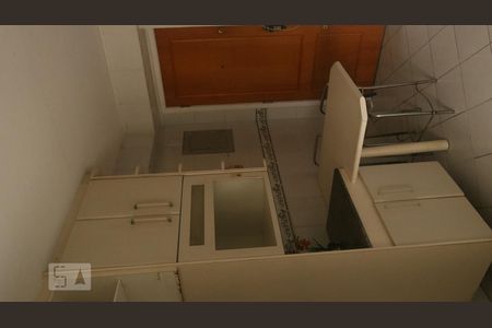 Apartamento à venda com 75m², 2 quartos e 1 vagaDetalhe cozinha