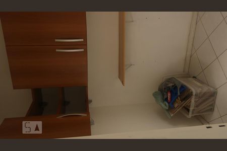 Apartamento à venda com 75m², 2 quartos e 1 vagaQuarto area de serviço