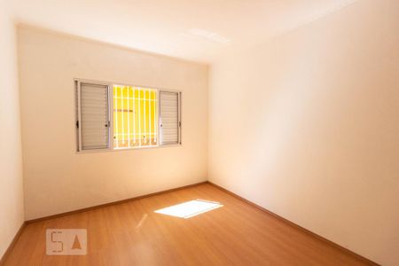 Quarto de casa para alugar com 2 quartos, 179m² em Vila Santa Maria, São Paulo