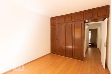 Quiarto de casa para alugar com 2 quartos, 179m² em Vila Santa Maria, São Paulo