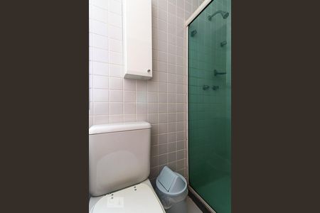 Apartamento à venda com 420m², 5 quartos e 2 vagas Apartamento à venda com 420m², 5 quartos e 2 vagasBanheiro da Suíte 1