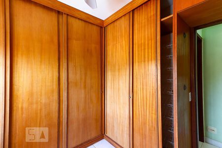 Apartamento à venda com 420m², 5 quartos e 2 vagas Apartamento à venda com 420m², 5 quartos e 2 vagasQuarto 2