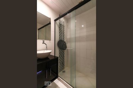 Apartamento à venda com 420m², 5 quartos e 2 vagas Apartamento à venda com 420m², 5 quartos e 2 vagasBanheiro da Suíte 2