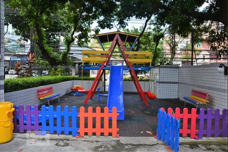 Apartamento à venda com 59m², 2 quartos e 1 vagaÁrea Comum - Playground