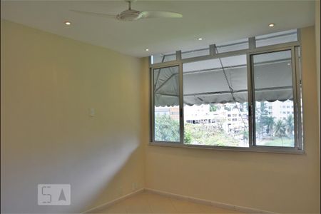 Apartamento à venda com 59m², 2 quartos e 1 vagaSala