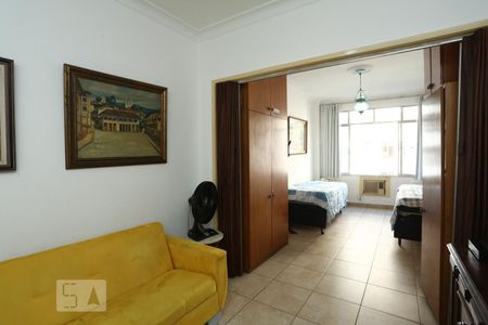 Sala de apartamento à venda com 1 quarto, 50m² em Copacabana, Rio de Janeiro