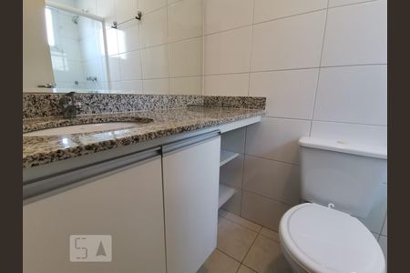 Apartamento à venda com 79m², 3 quartos e 2 vagas Apartamento à venda com 79m², 3 quartos e 2 vagasBanheiro