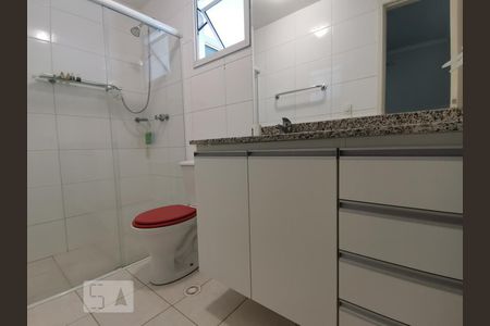 Apartamento à venda com 79m², 3 quartos e 2 vagas Apartamento à venda com 79m², 3 quartos e 2 vagasBanheiro