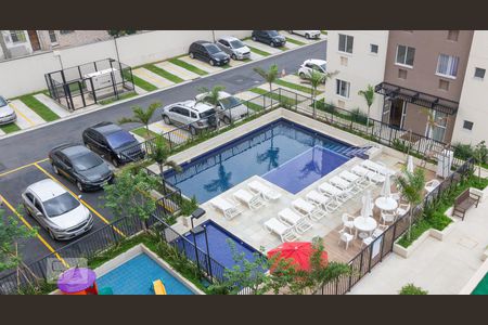 Apartamento à venda com 49m², 2 quartos e sem vagaÁrea comum - Piscina