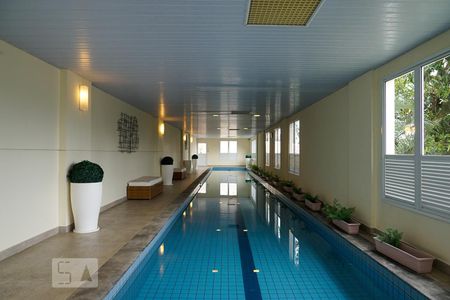 Apartamento para alugar com 62m², 1 quarto e 2 vagasÁrea comum - Piscina