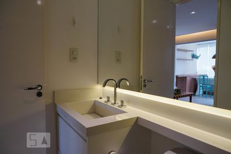 Apartamento para alugar com 62m², 1 quarto e 2 vagasBanheiro 2