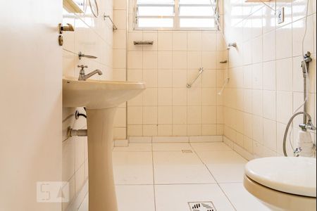 Apartamento para alugar com 71m², 1 quarto e sem vaga Apartamento para alugar com 71m², 1 quarto e sem vagaBanheiro