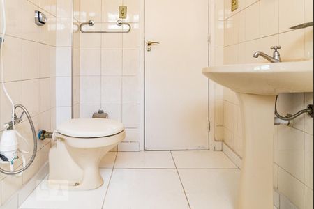 Banheiro de apartamento para alugar com 1 quarto, 71m² em Consolação, São Paulo