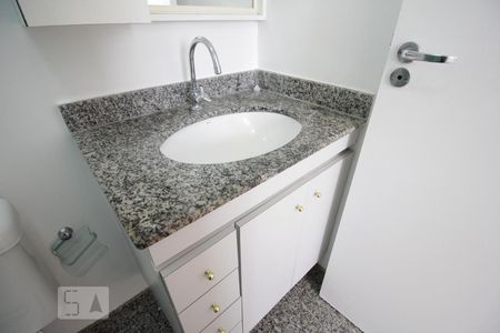 Apartamento para alugar com 70m², 3 quartos e 2 vagasPia